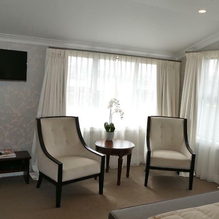 フィティアンガ Casa Aquila Bed & Breakfast エクステリア 写真