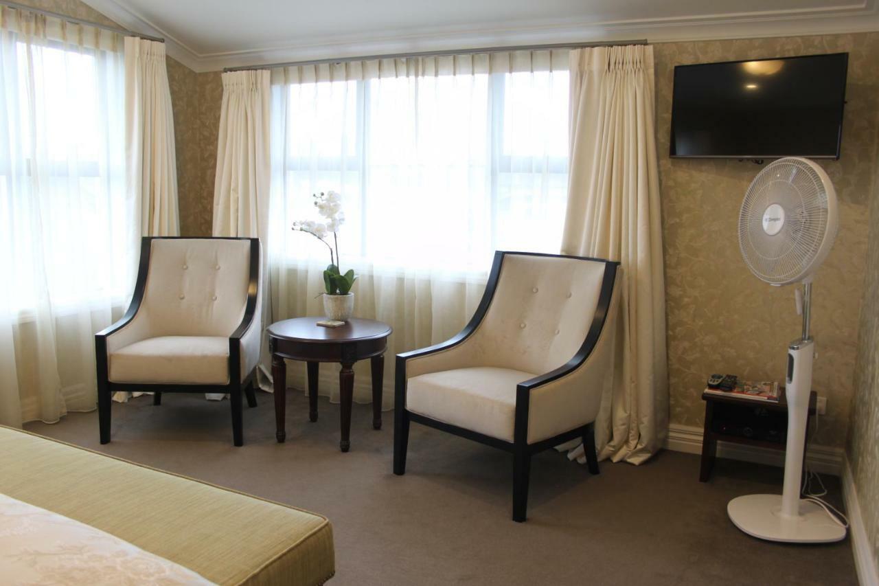 フィティアンガ Casa Aquila Bed & Breakfast エクステリア 写真